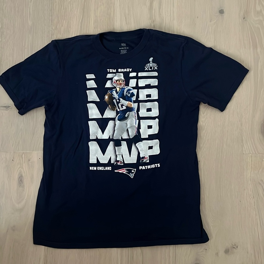 NFL Super Bowl XLIX Tom Brady MVP championship 100% cotton T-shirt. Kids XL